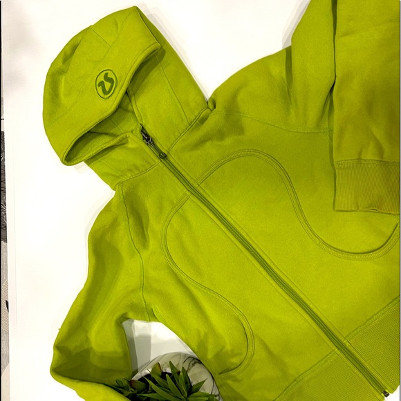 lululemon athletica Jackets & Blazers - Lululemon Scuba Hoodie in Lime green Size M